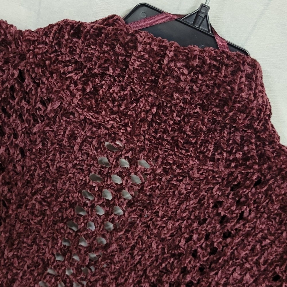 C Est 1946 L Burgundy Sweater Vest Super Soft - Picture 6 of 7